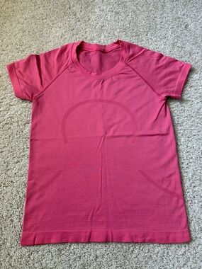 Lululemon Swiftly Tech Short Sleeve Top Size 4 Race Length
